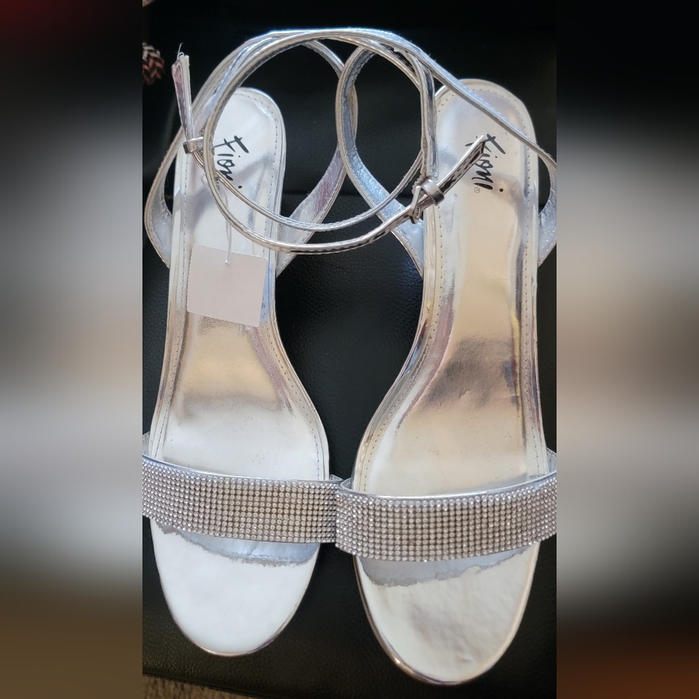 Fioni Rhinestone Sandals